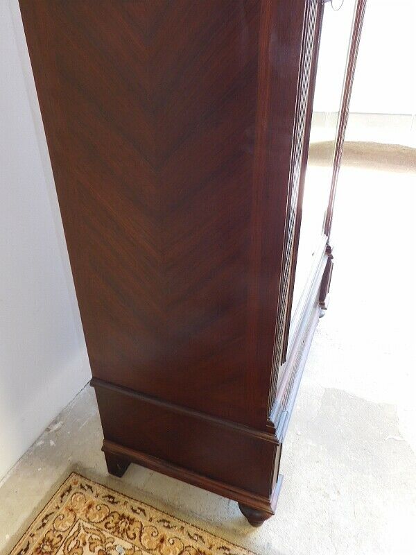 Rosewood cabinet of the nineteenth century