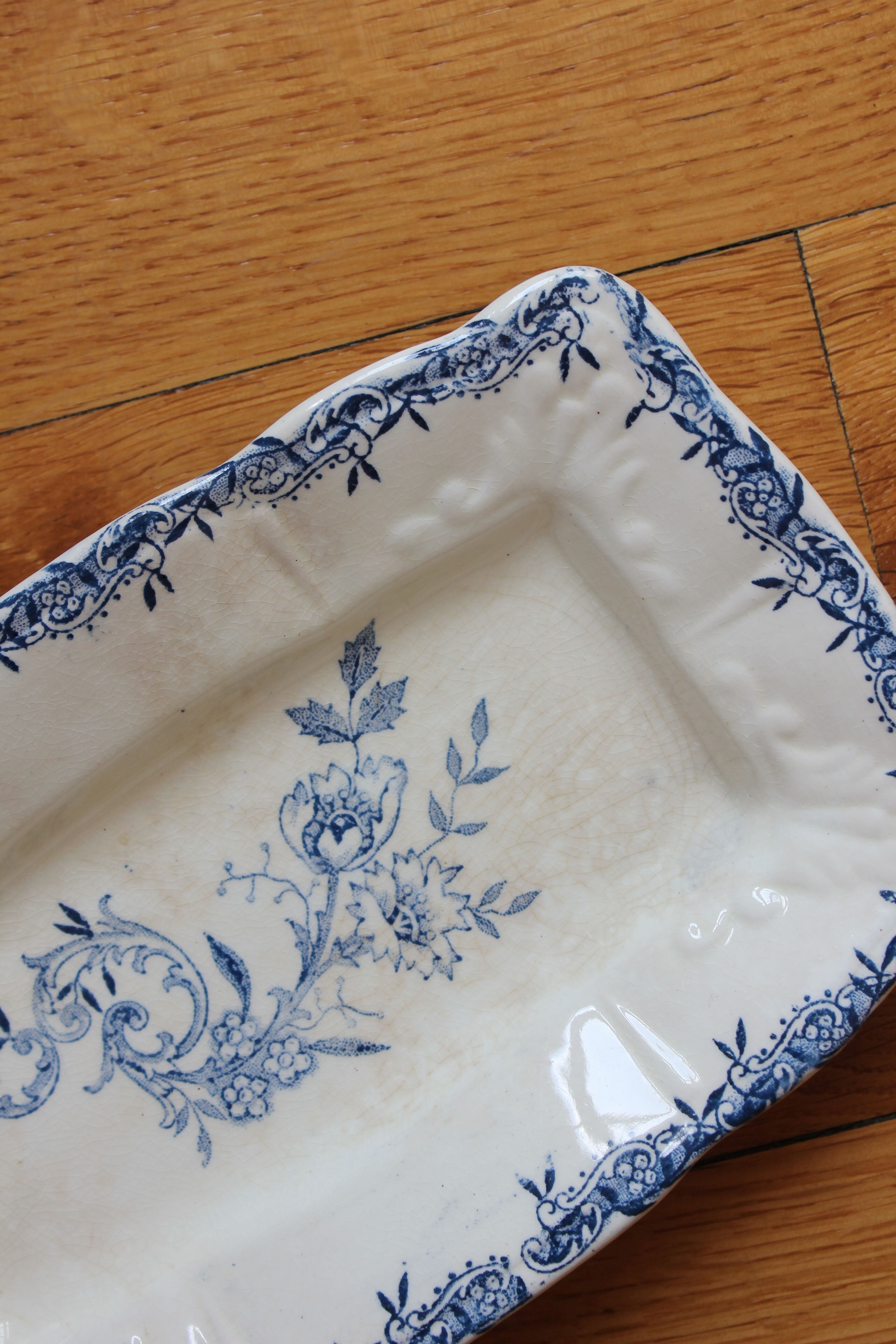 Ironware dish "Montespan" model Clairefontaine early 20th century