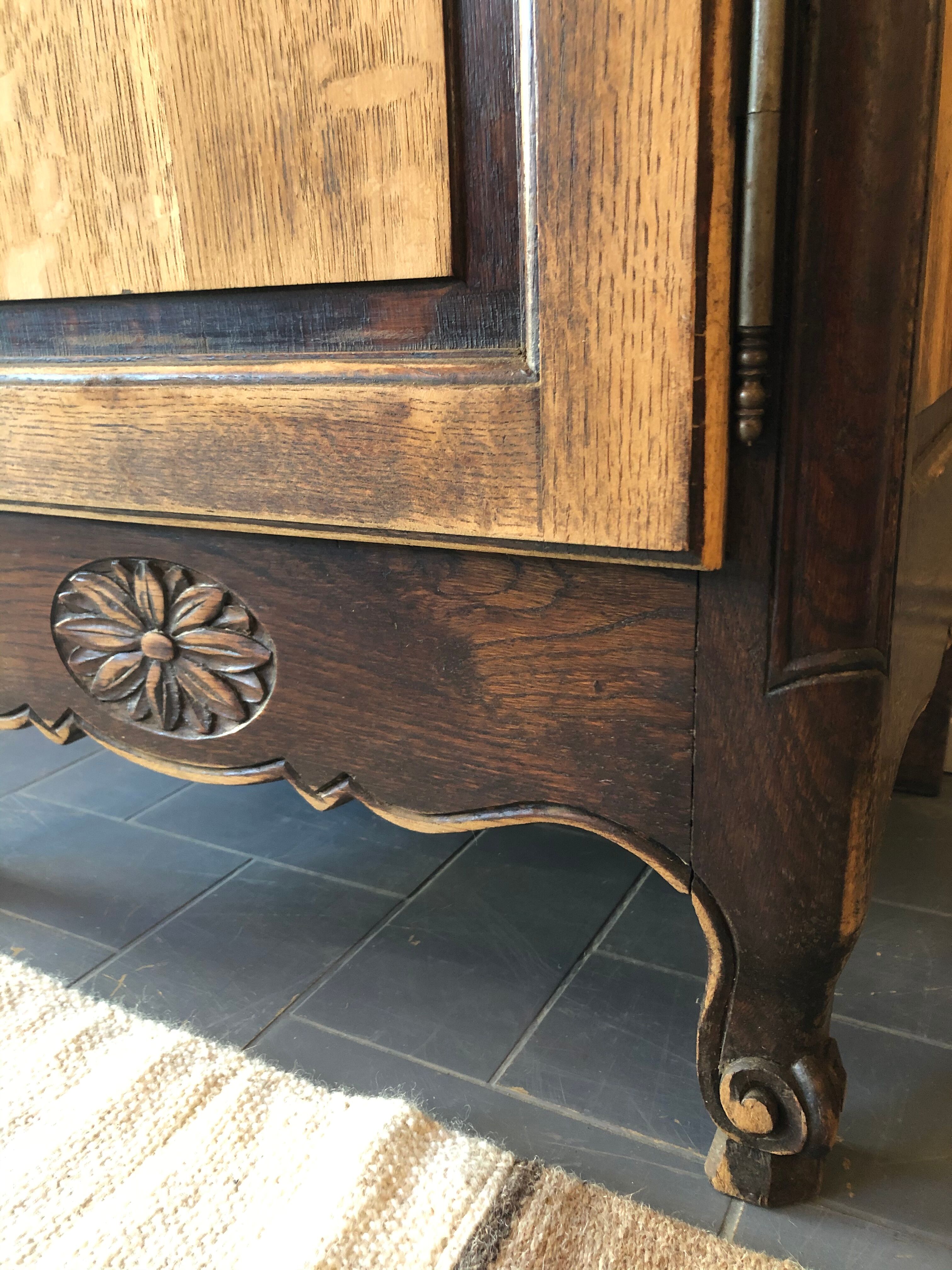 Confectioner, country style buffet