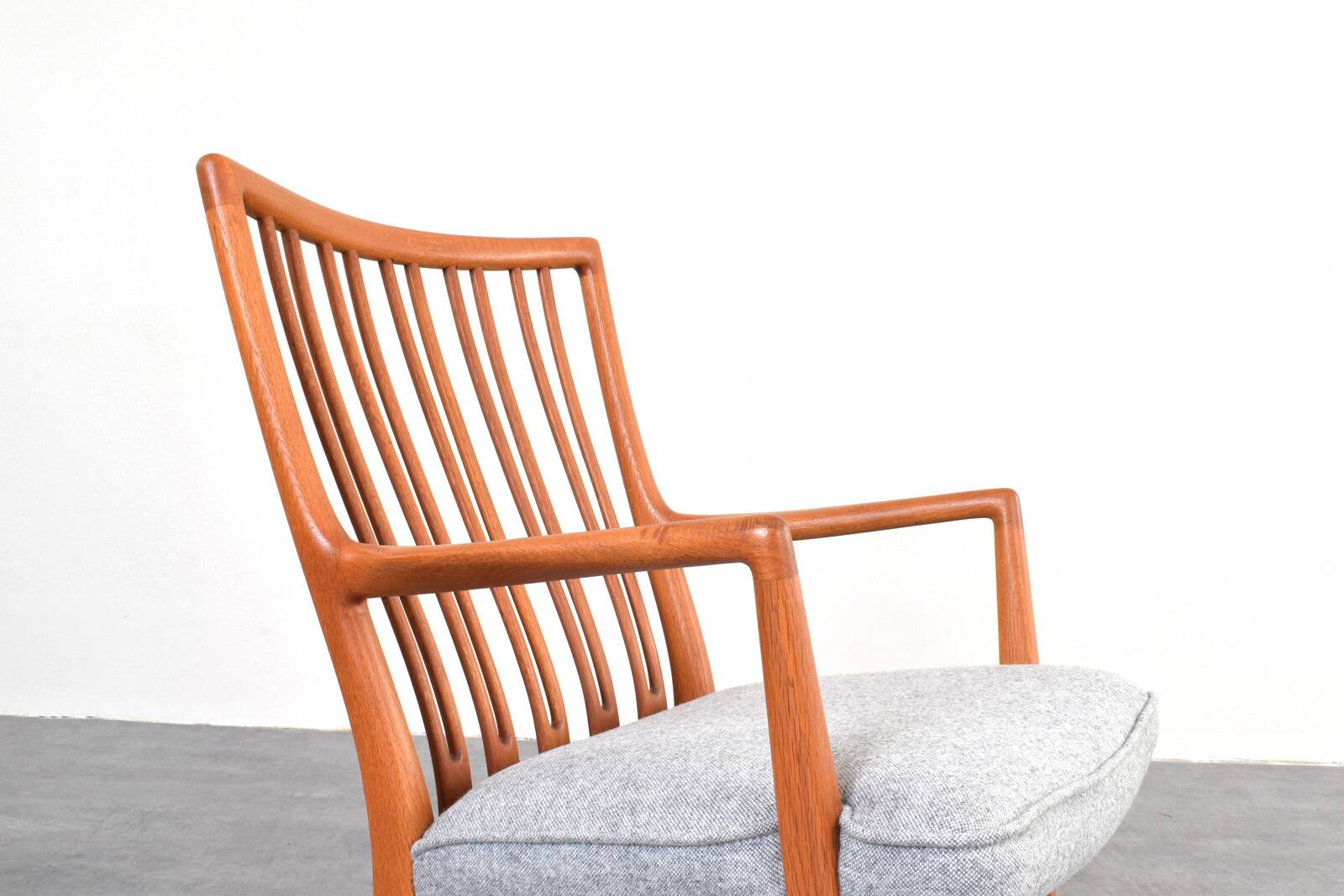 Oak ML33 Rocking Chair by Hans J. Wegner for A/S Mikael Laursen, 1950s