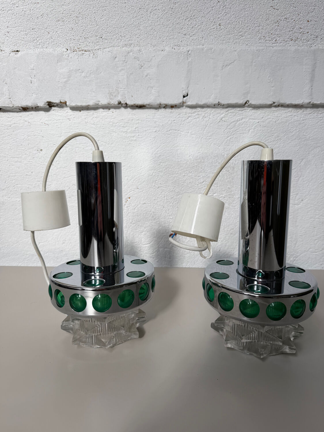 Metal and glass suspension Raak