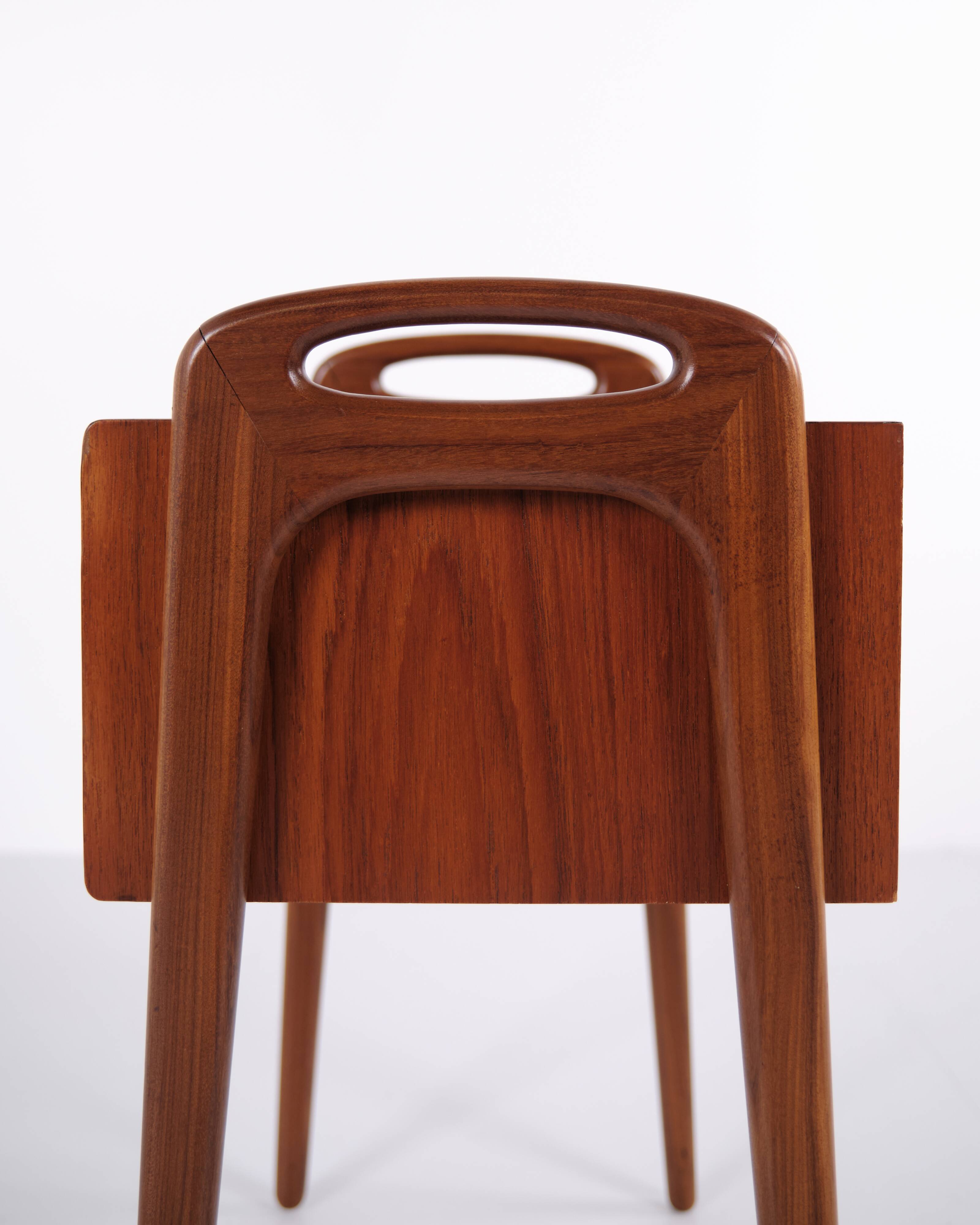 Table d'appoint / de chevet - Teck - Design danois - Années 1960