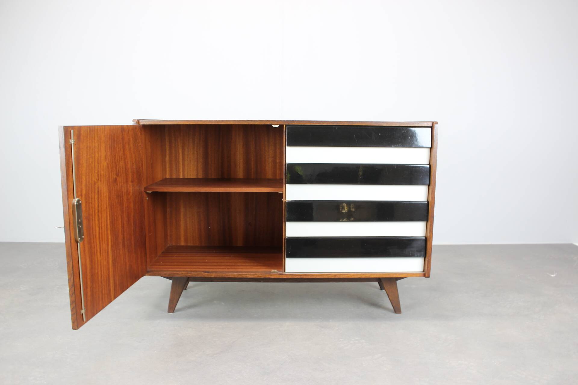 Oak chest of drawers from the 1960s by Jiri Jiroutek, Czechoslovakia