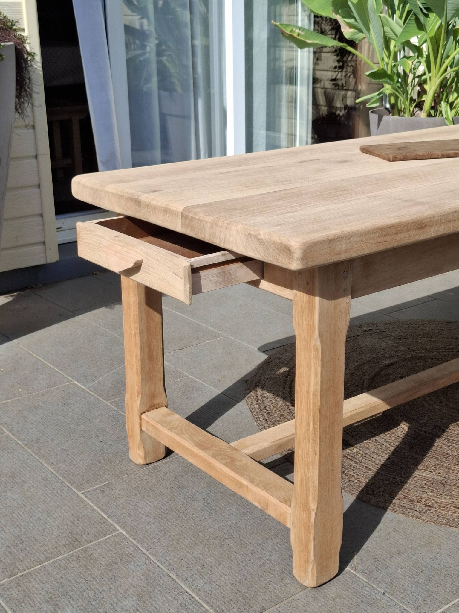 N052 table de ferme rénovée
