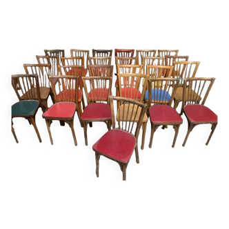 Series of 25 vintage Baumann bistro chairs in curved wood sitting Skaï or wood