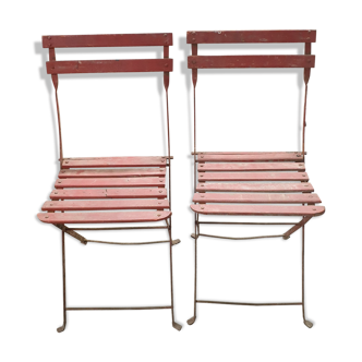 Folding chairs