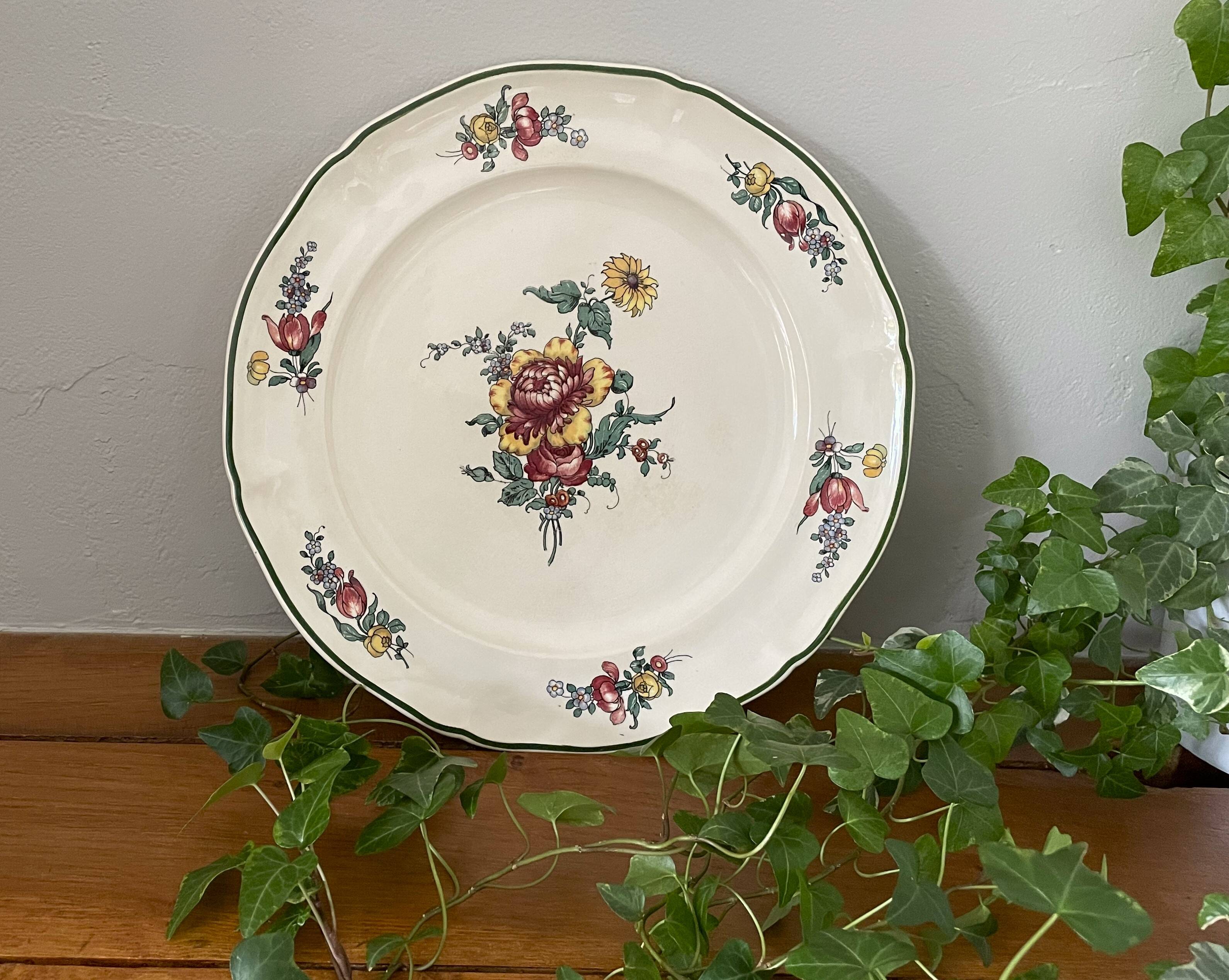 Antique earthenware serving dish from Villeroy & Boch