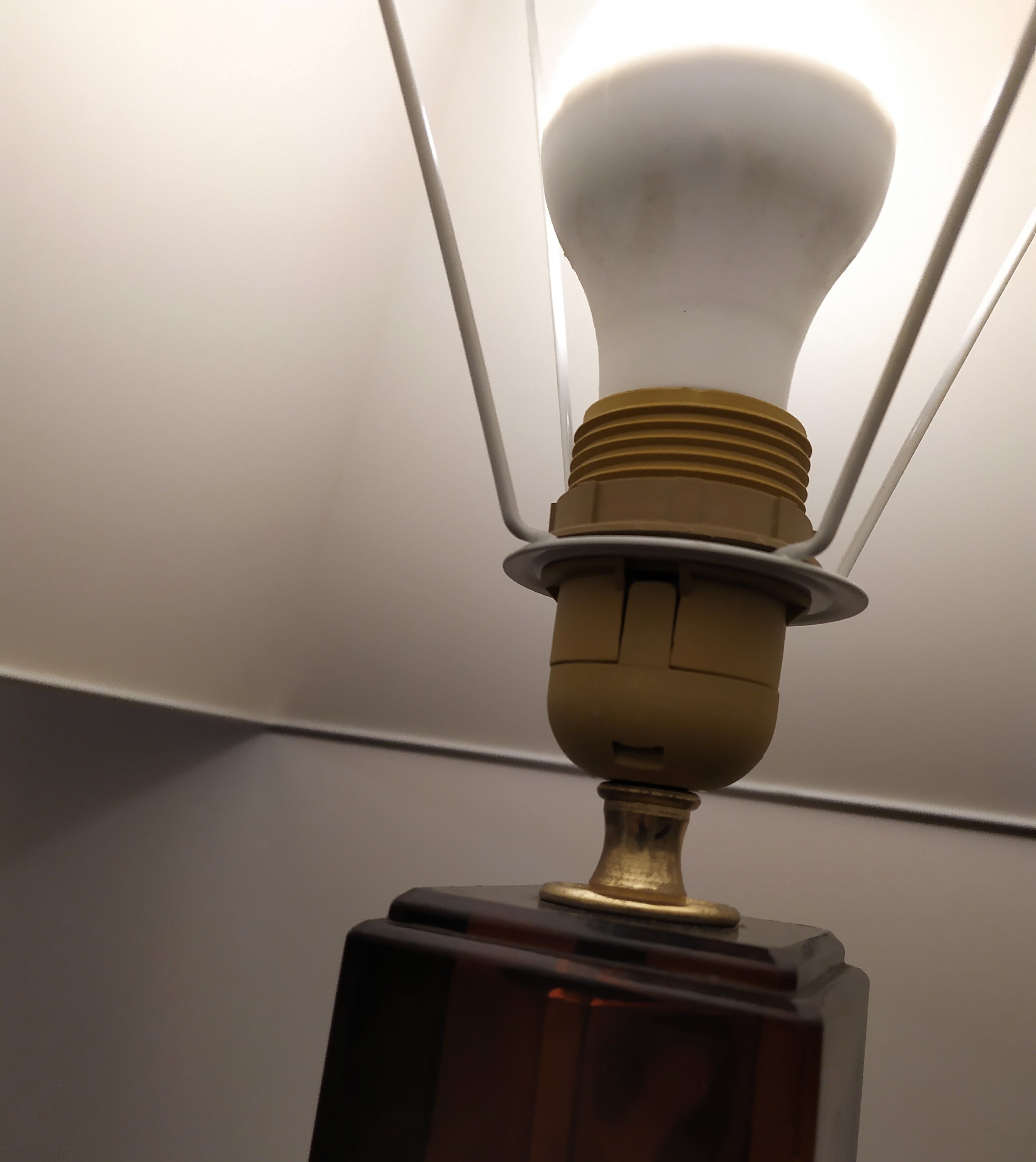 Imposing Murano glass lamp