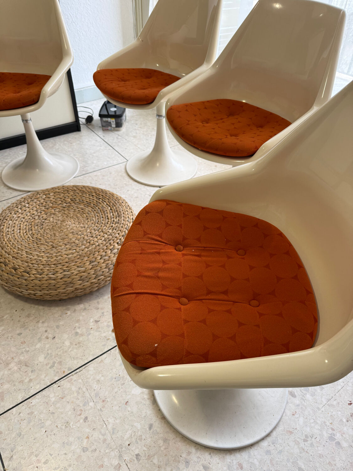 4 Vintage Tulip Chairs