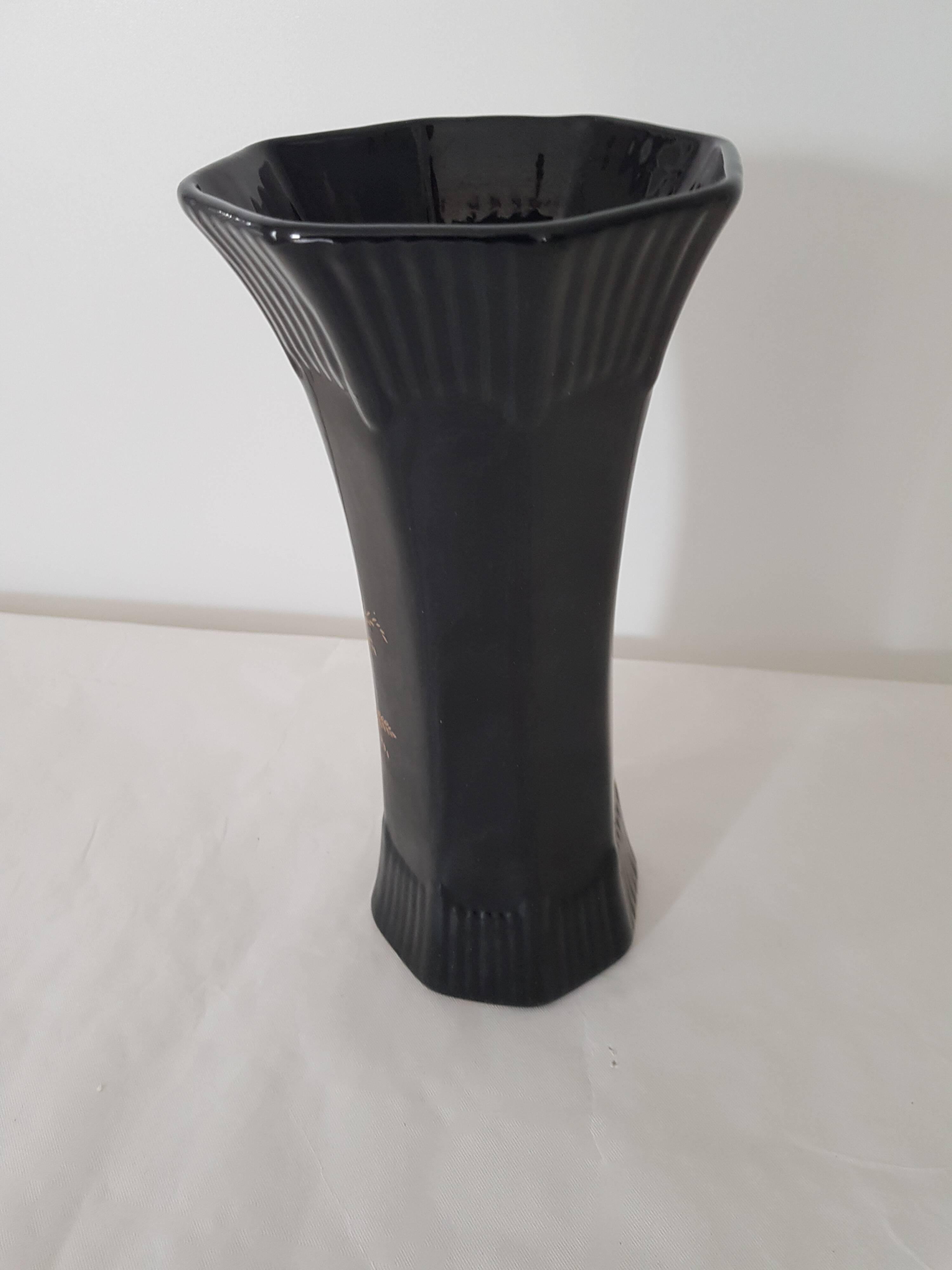 Black octagonal ceramic vase with floral pattern - Signed St Clément - vintage