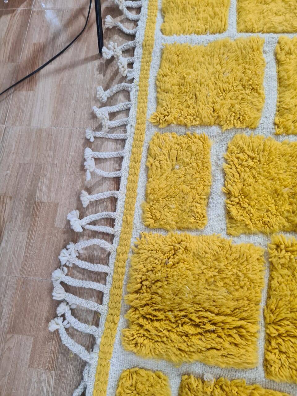 Handmade wool Berber rug 270x230cm