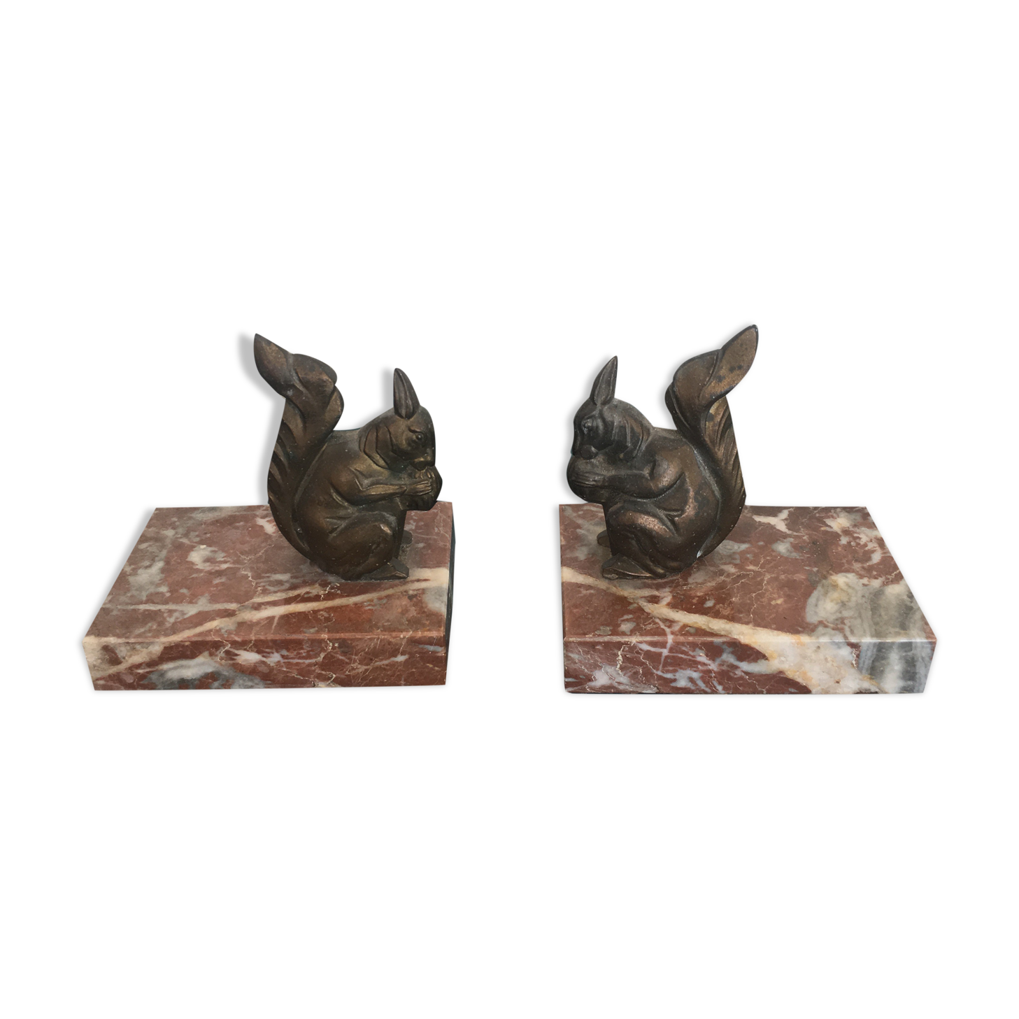 Pair of bookends squirrel