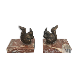Pair of bookends squirrel