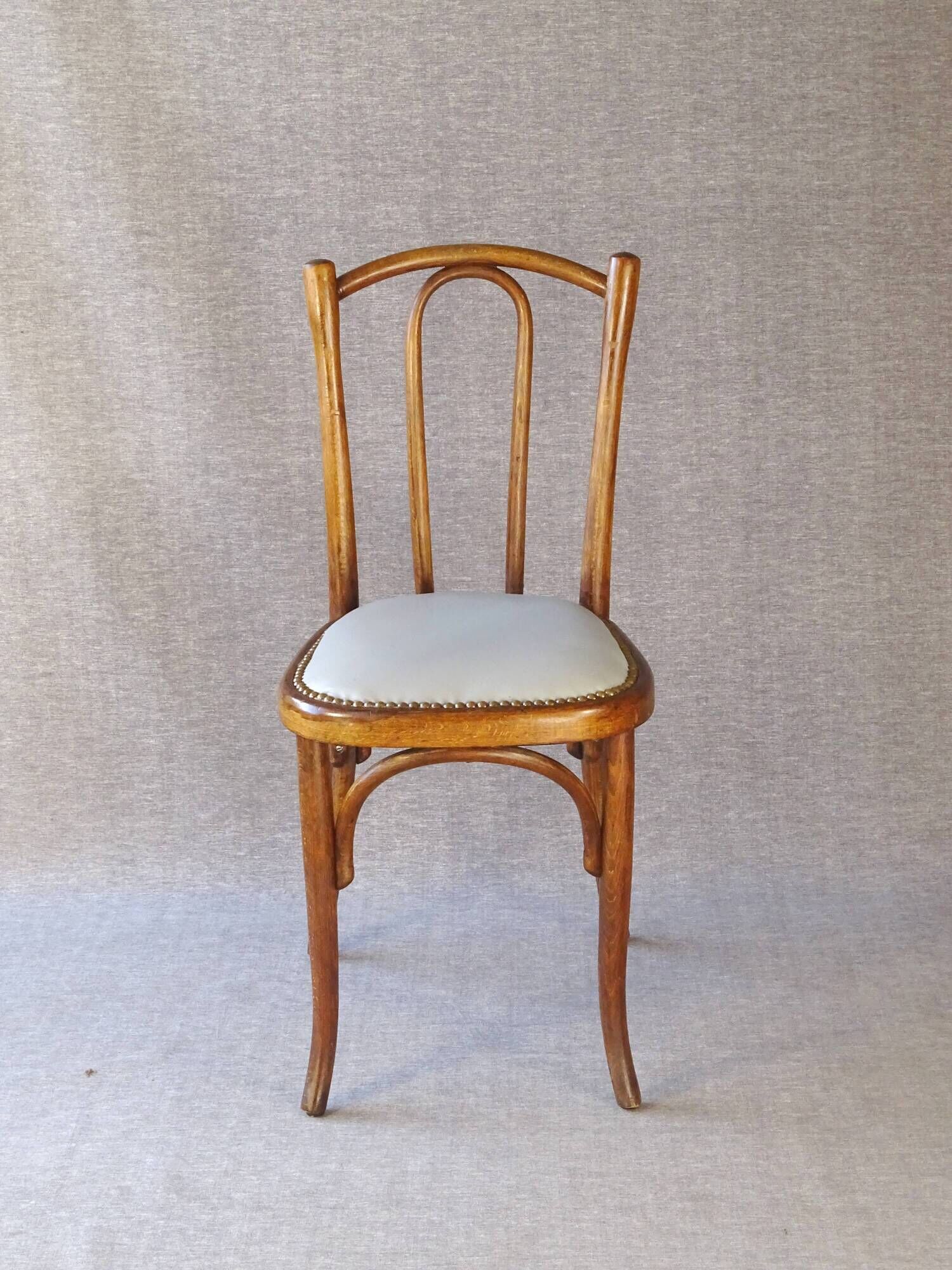 Chaise Baumann Bistrot N°56, vers 1925 assise cuir gris