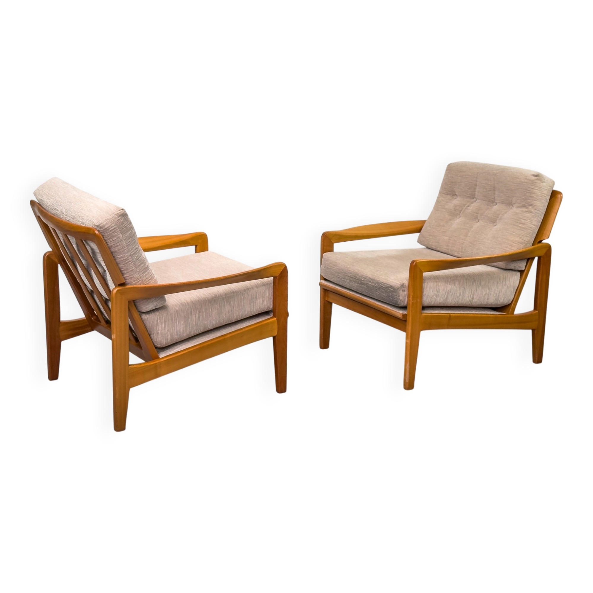 Paire de fauteuils, 1960s