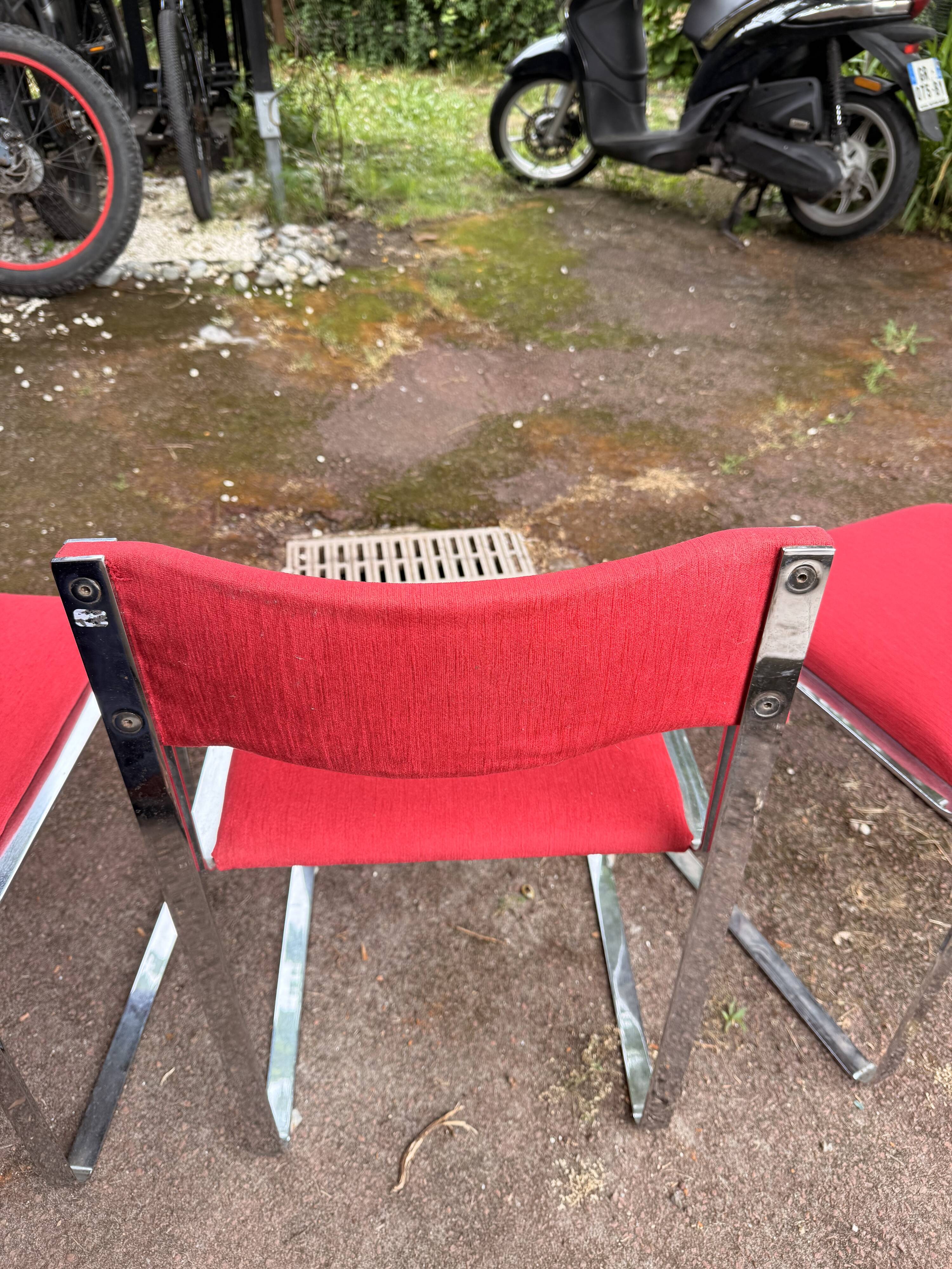 Vintage 1970s dining chair