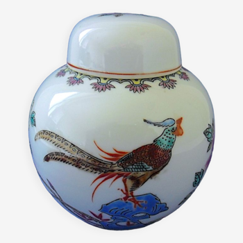 Chinese porcelain ginger pot decorated with a pheasant