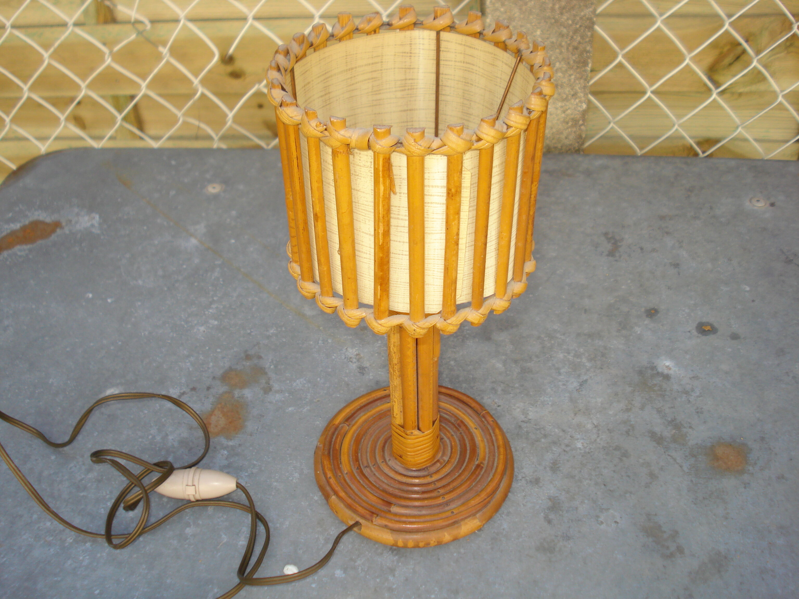 60s bamboo rattan lamp