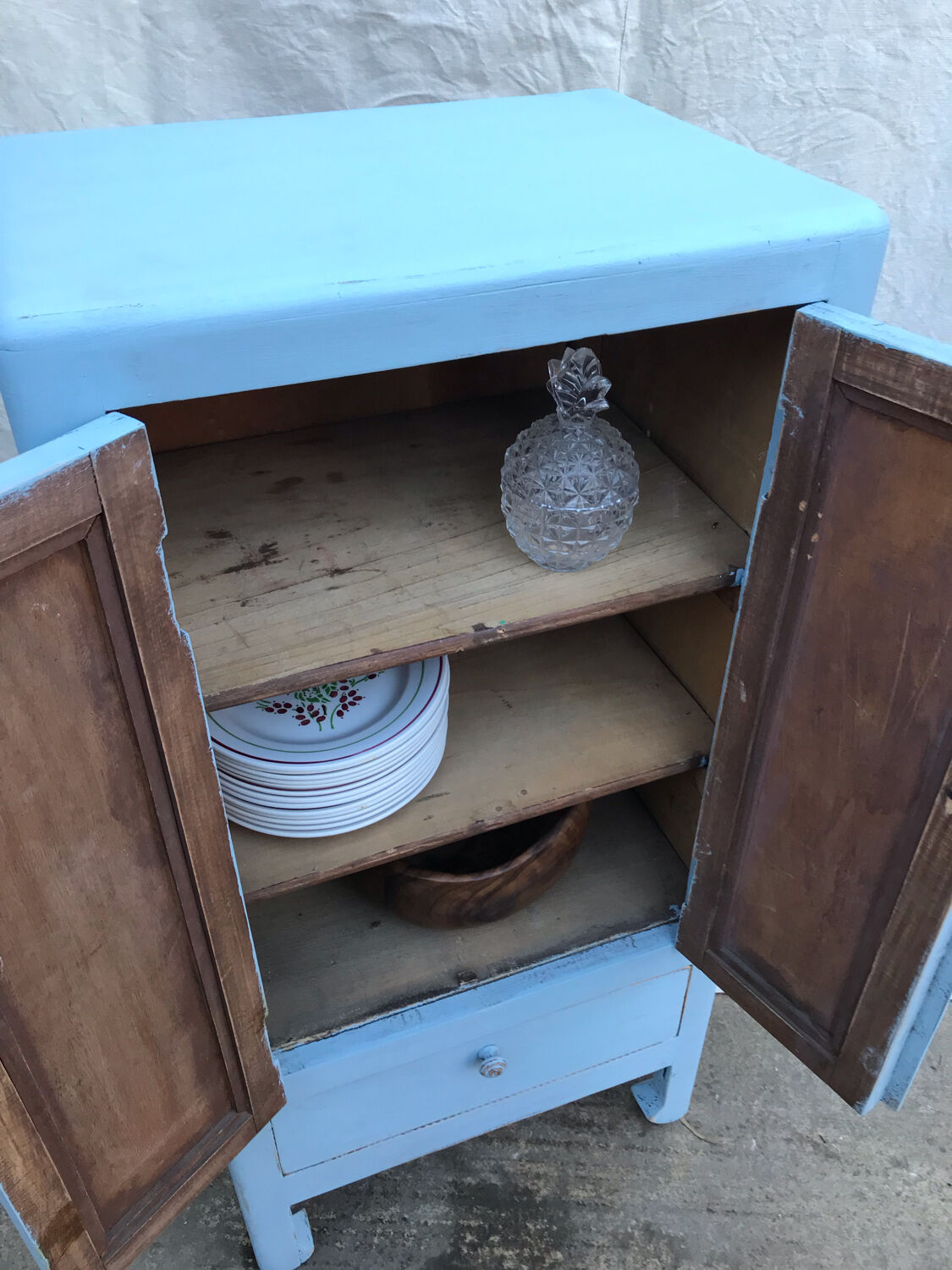 Buffet vintage bleu
