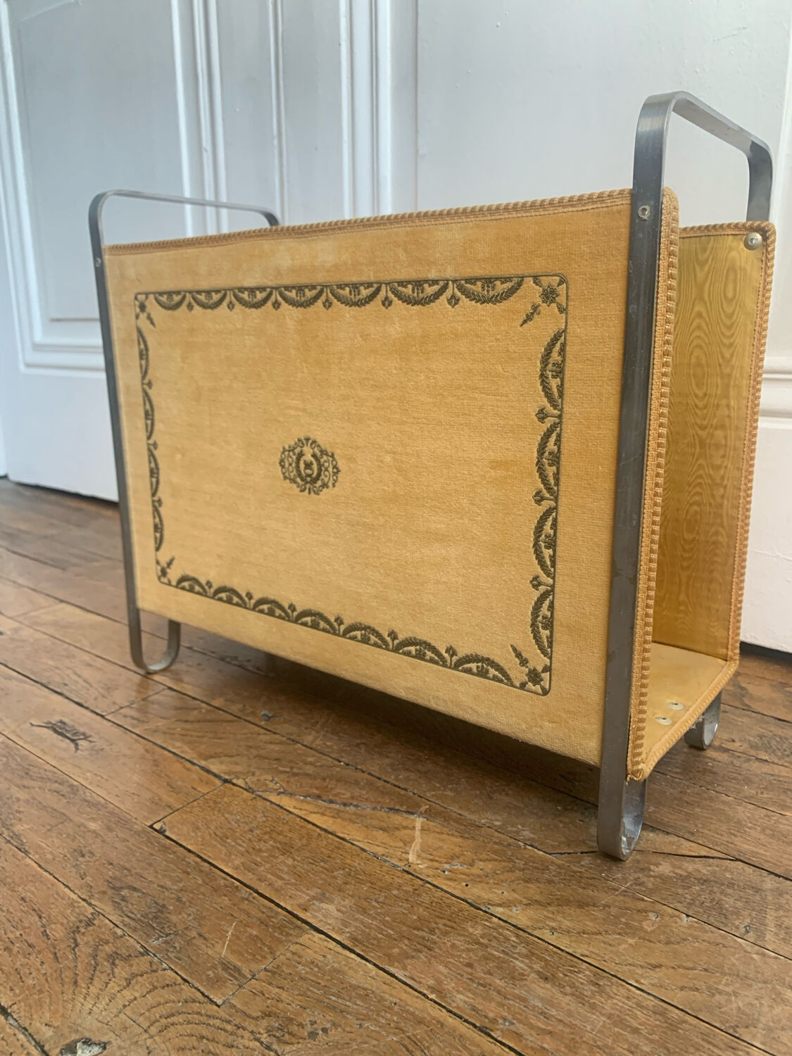 Porte revue Velours