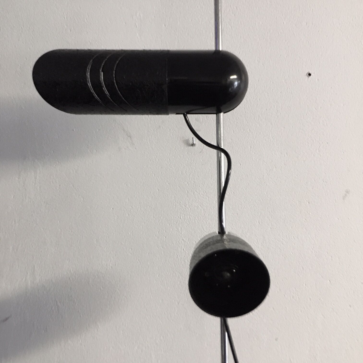 Harvey Guzzini 70s floor lamp