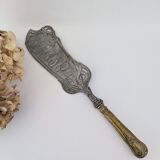 Large Art Nouveau serving shovel in white metal and gilded brass 30 cm