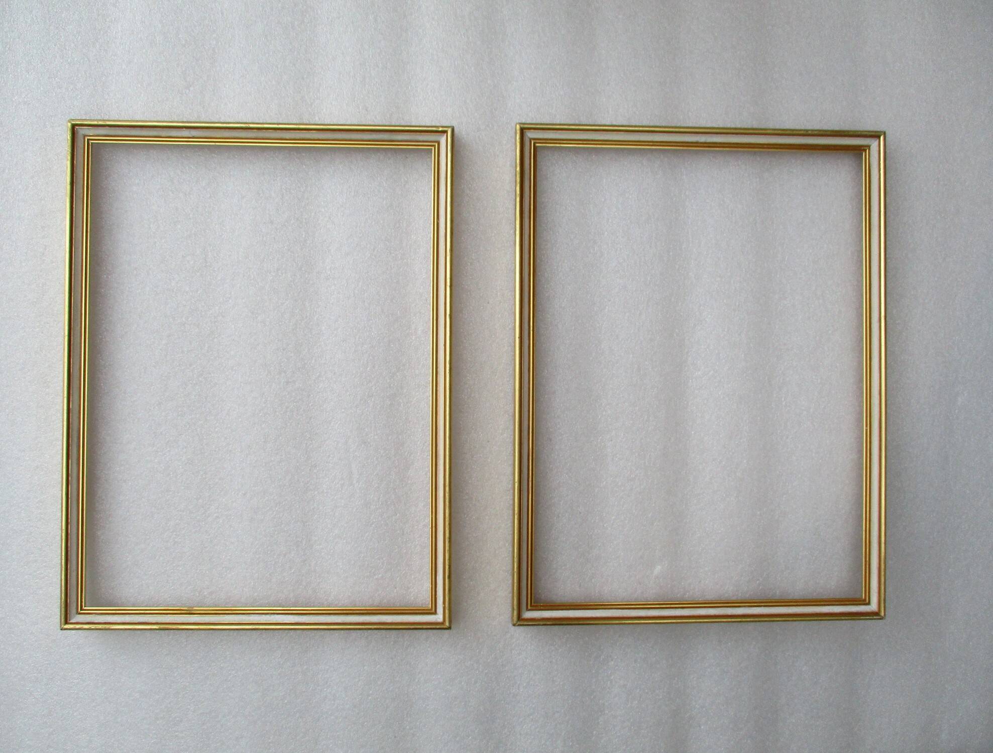 Vintage frames for 228 x 304 mm subject - set of two