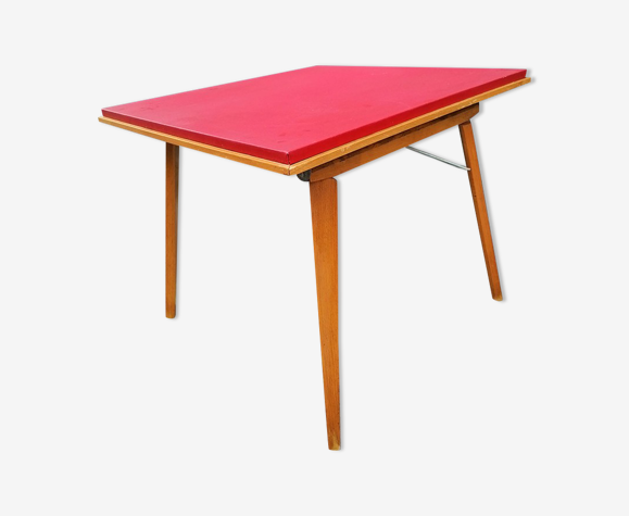Table basse pliante bois, plateau vynil rouge, pieds compas, 1950
