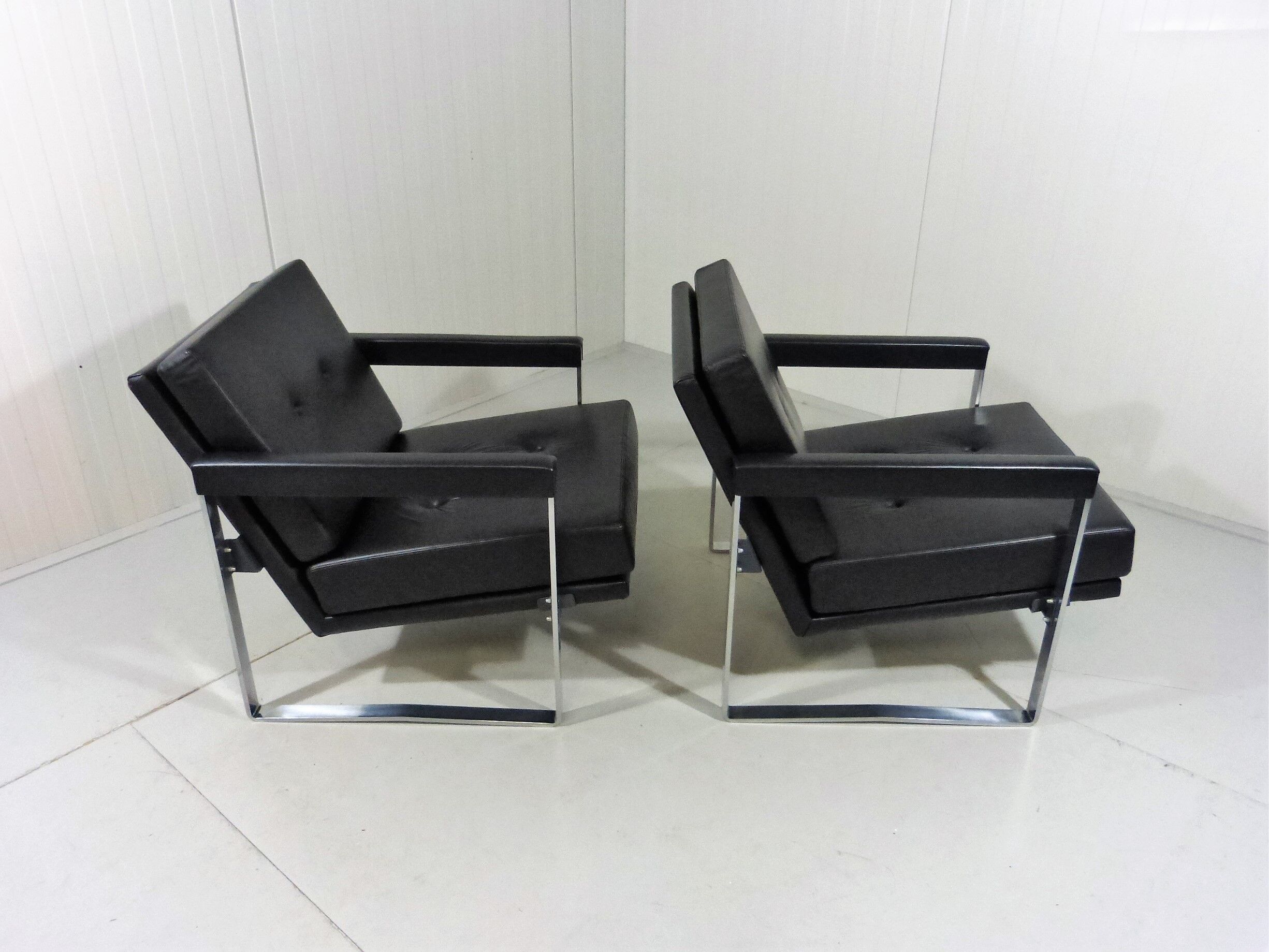 Hein Salomonson black leather lounge chairs 1968