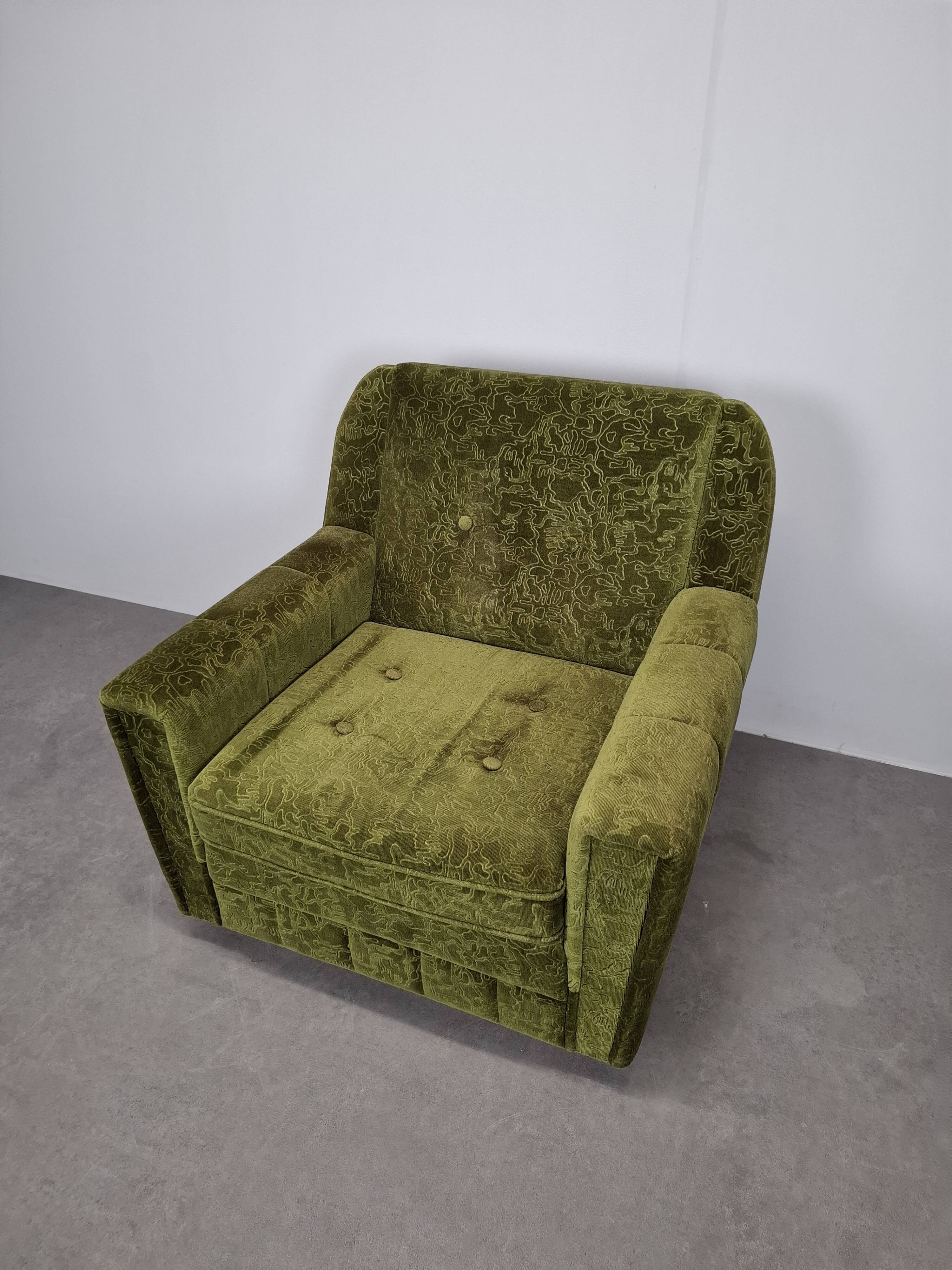 Mid-Century Czechoslovak Green Plush Armchair, 1970s