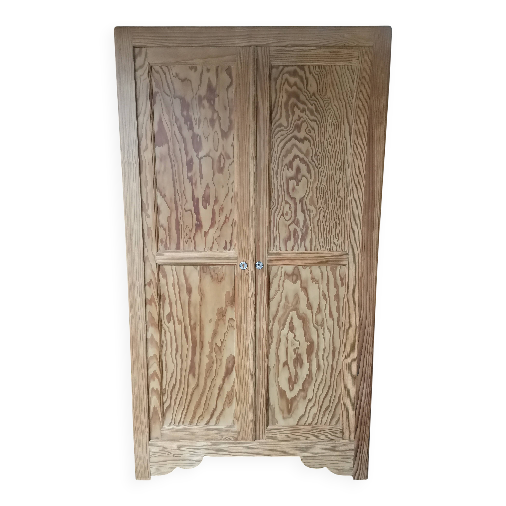 Parisian wardrobe in pitch pine