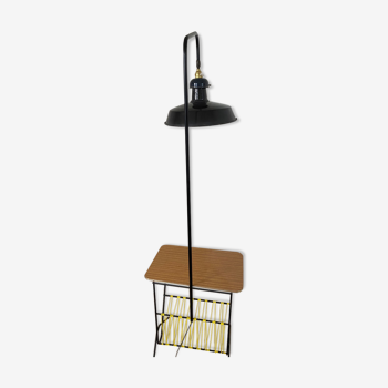 Side lamp table (magazine holder and integrated lamp)