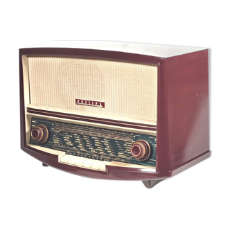 Vintage Bluetooth radio: Philips B4F 61 A /01 from 1956