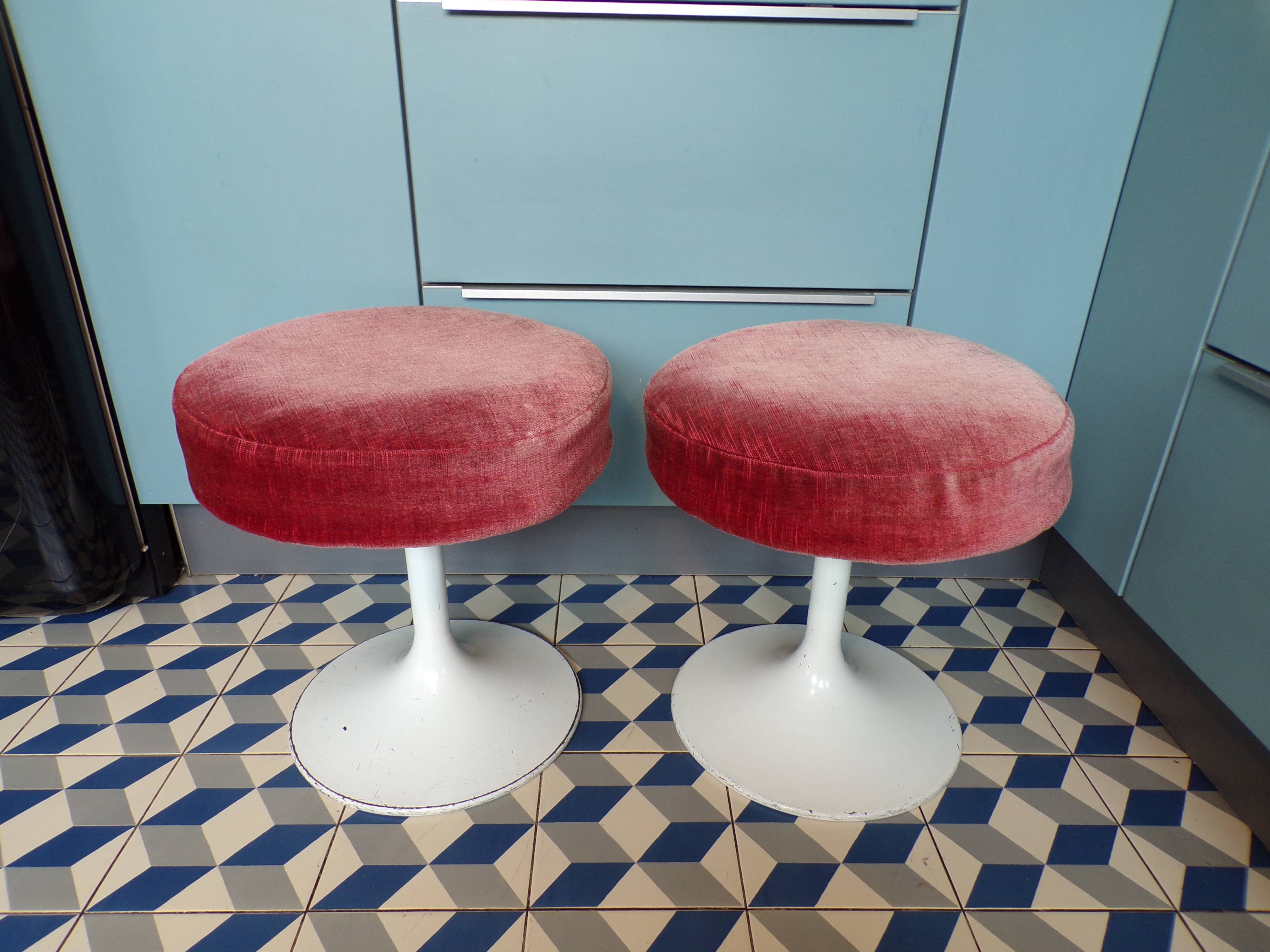 Paire de tabourets 1970 pied tulipe