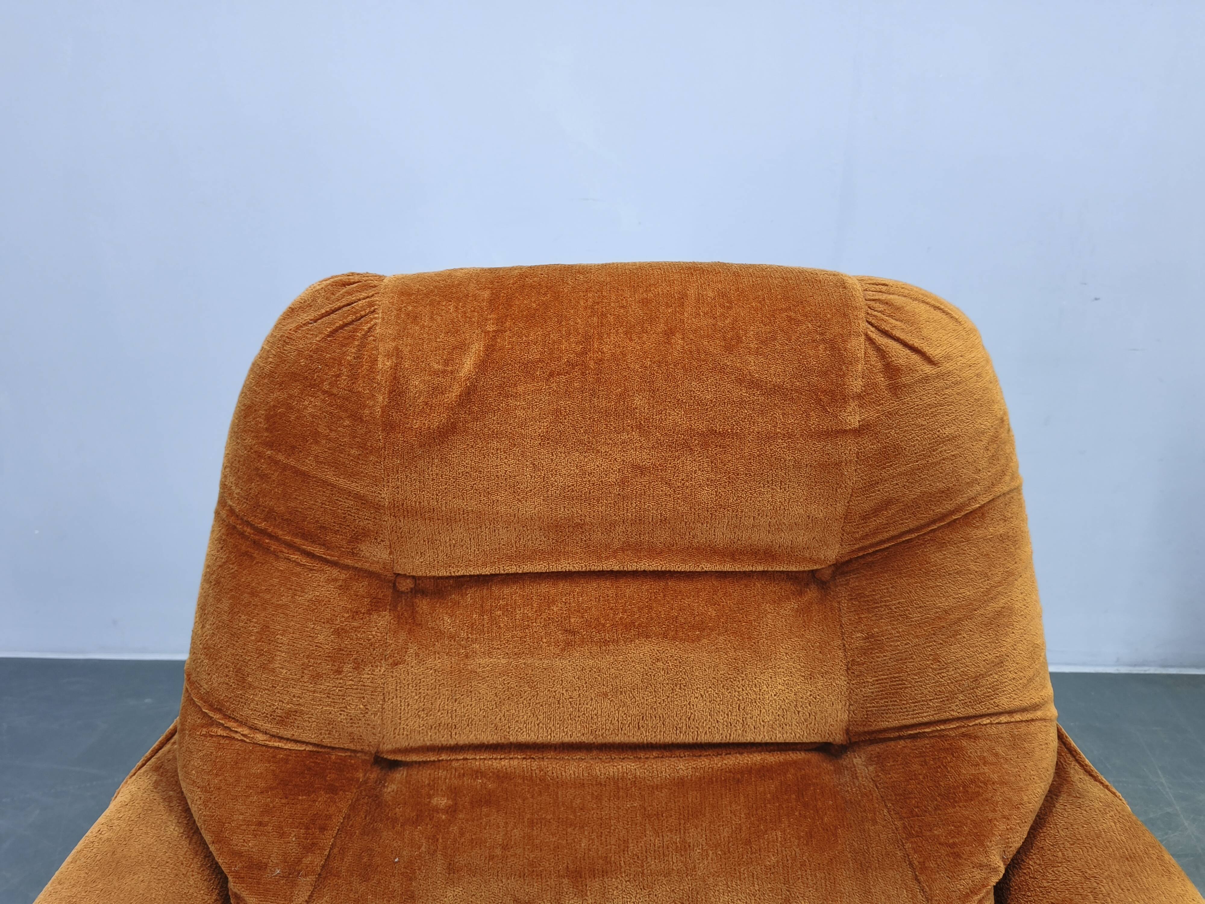 Pair of Italian Space Age Lounge Chairs, Orange Upholstery, 1970s