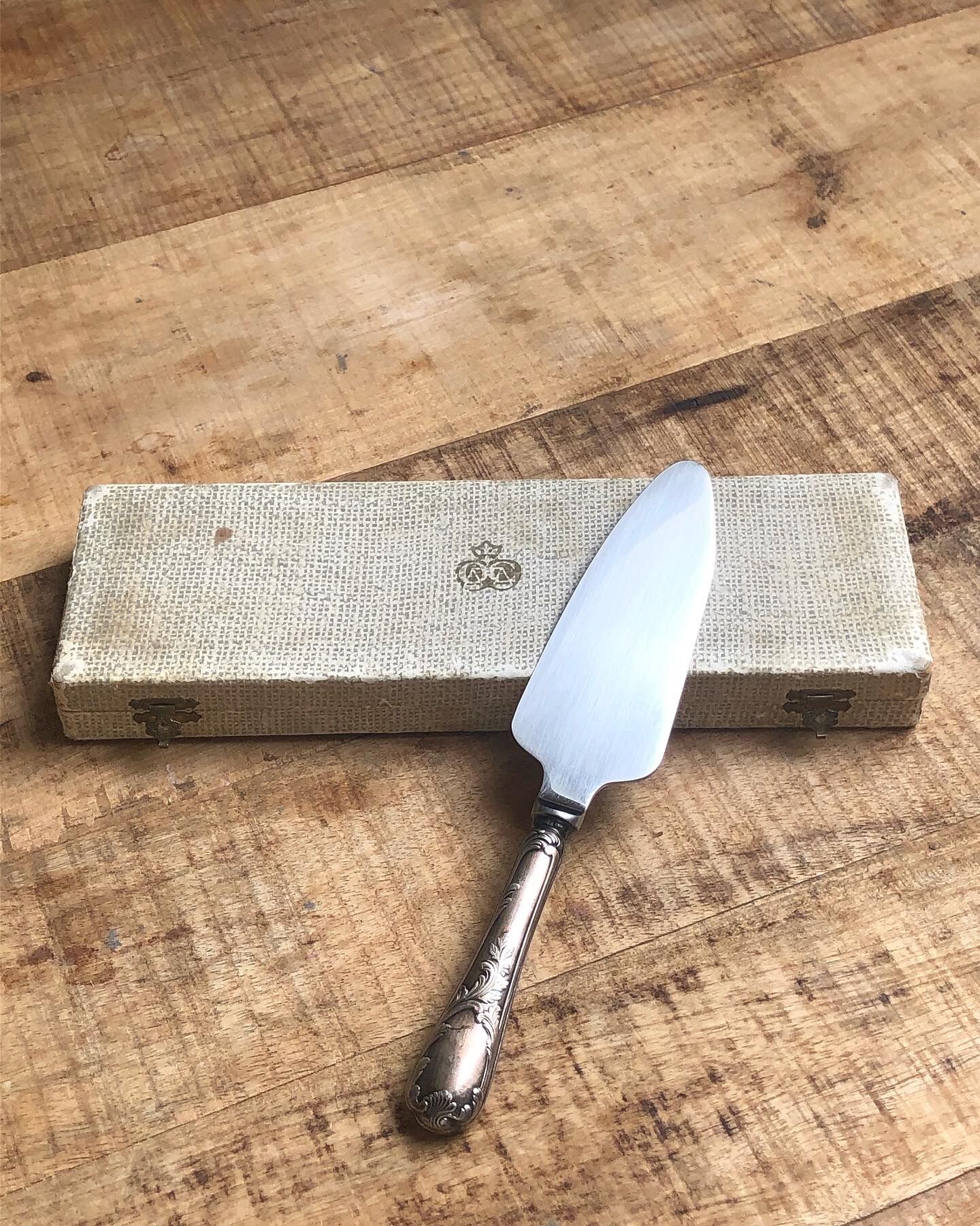 Christofle pie shovel