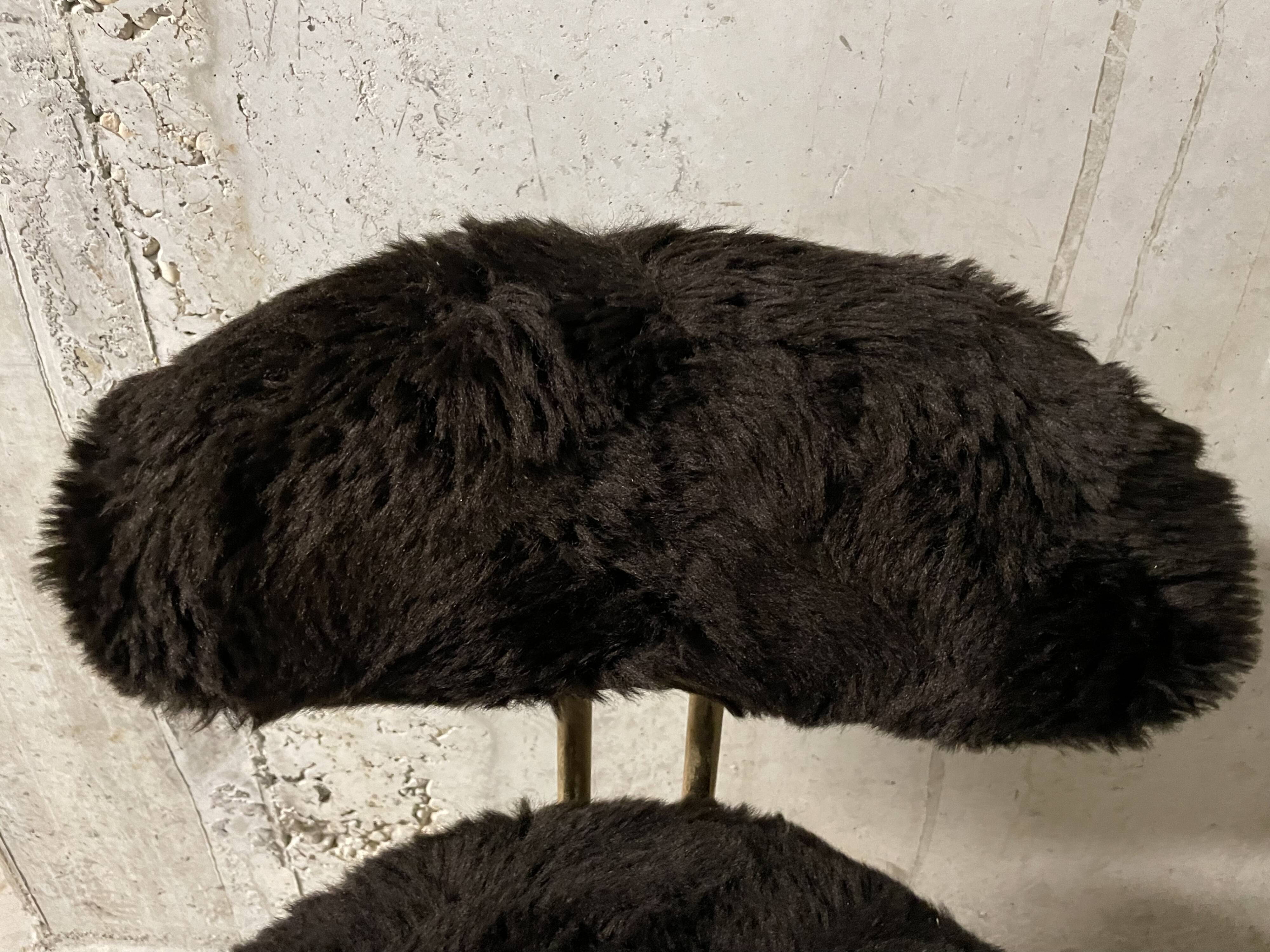Chaise Pelfran en fausse fourrure, années 70