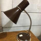 Desk lamp