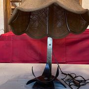 Lampe à poser fer forgé  toile de jute vintage