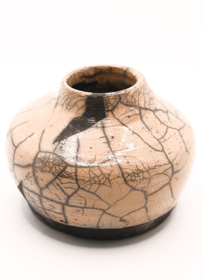 Vase in gray and powder pink raku sandstone signed with Japanese inspiration