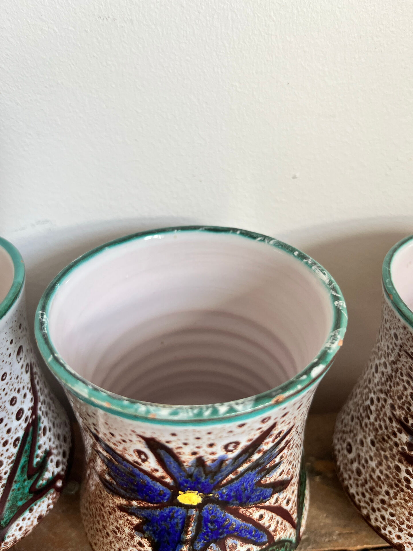 4 cups Vallauris