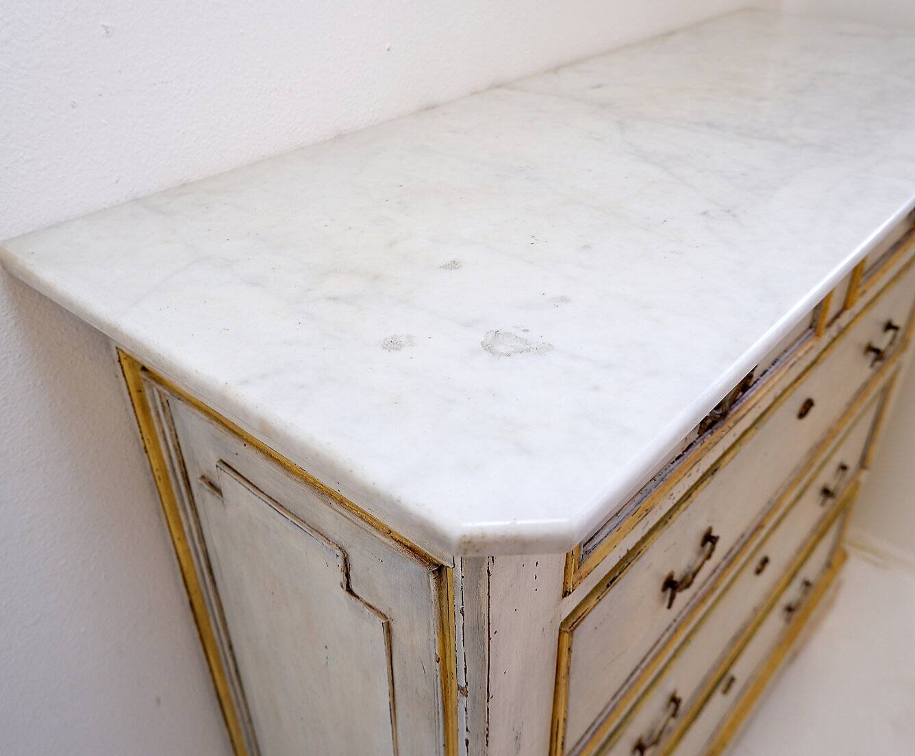 Antique Italian chest of drawers with marble top