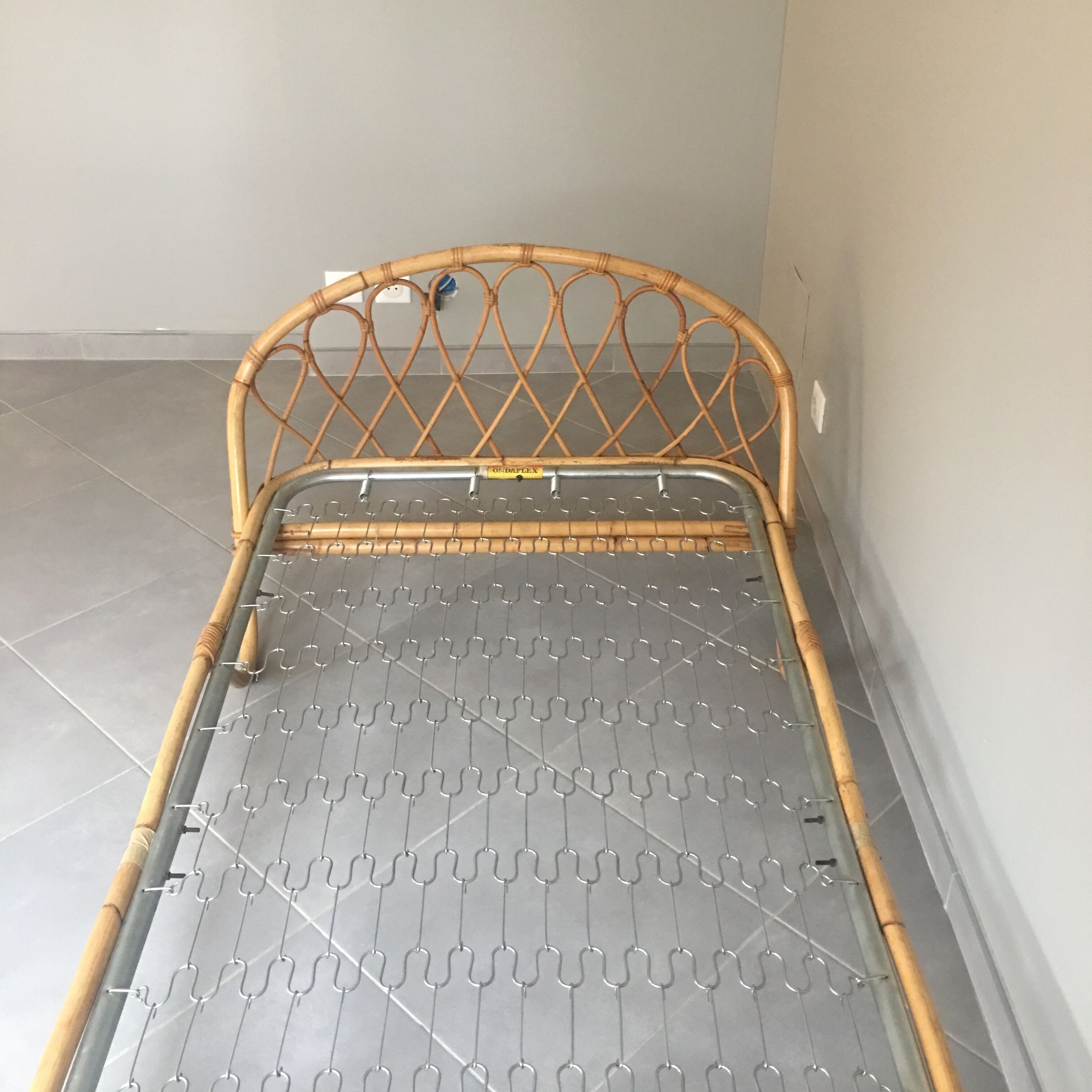 Vintage  rattan bed