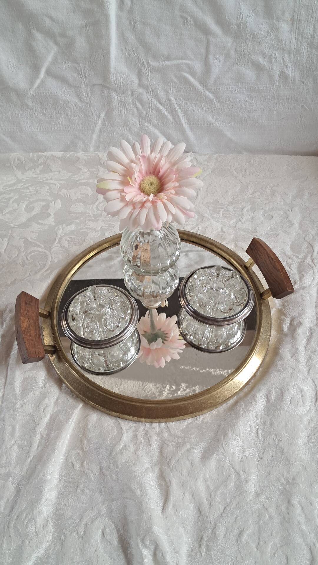 Pair of glass moulded flower vases and silver-plated metal – Art Deco style