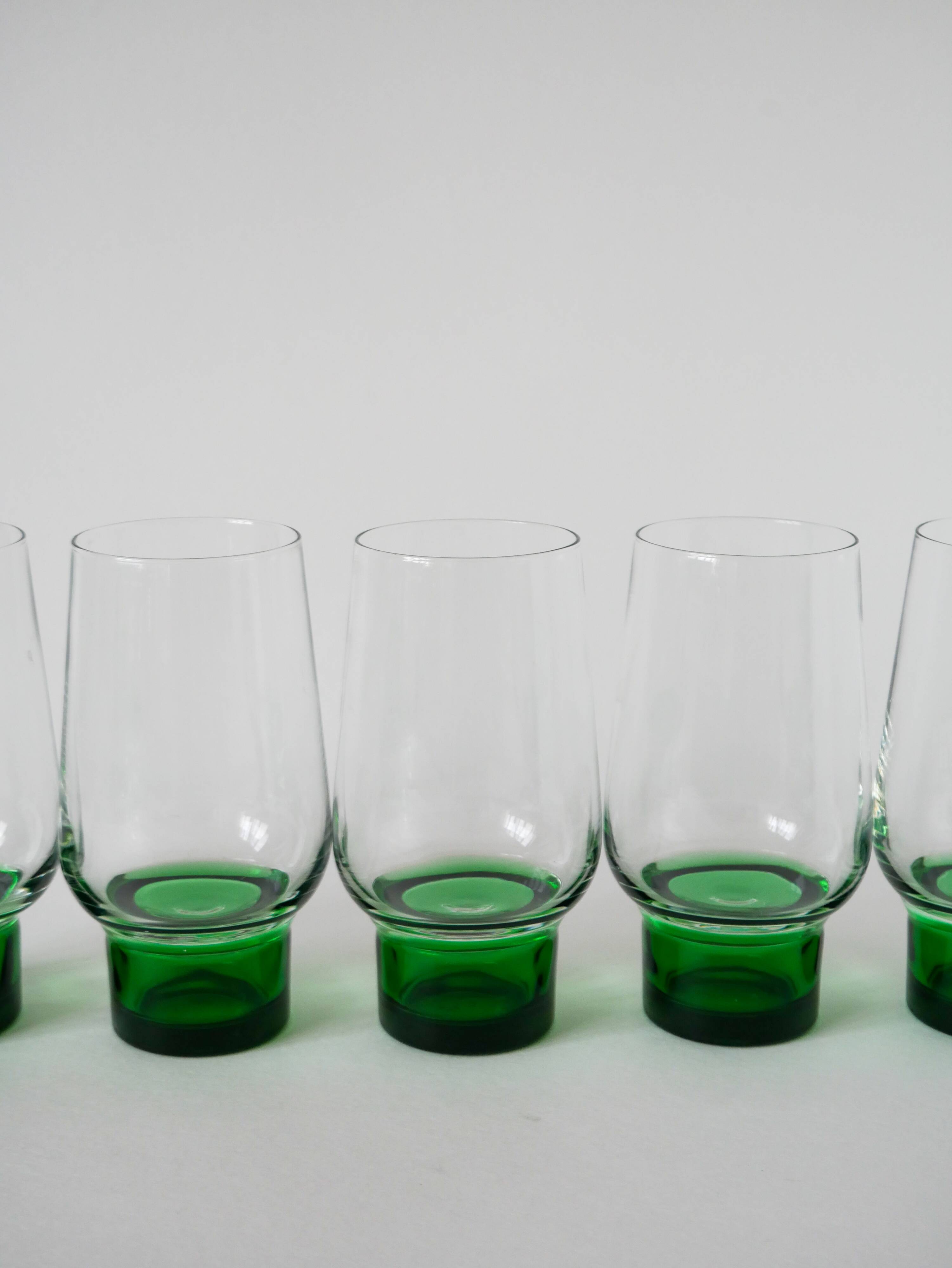 Set of 5 Long Drink Design glasses with green legs, 1970