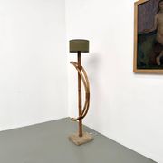 Sculptural floor lamp in bent rattan