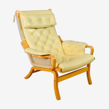 Mid Century Retro Danish Cream Leather Lounge Armchair (2 available) 1970s