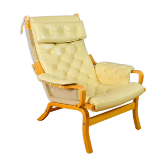 Mid Century Retro Danish Cream Leather Lounge Armchair (2 available) 1970s