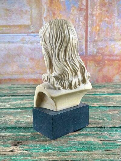 Bust of Christ signed A. Giannelli, ancient Italian sculpture.