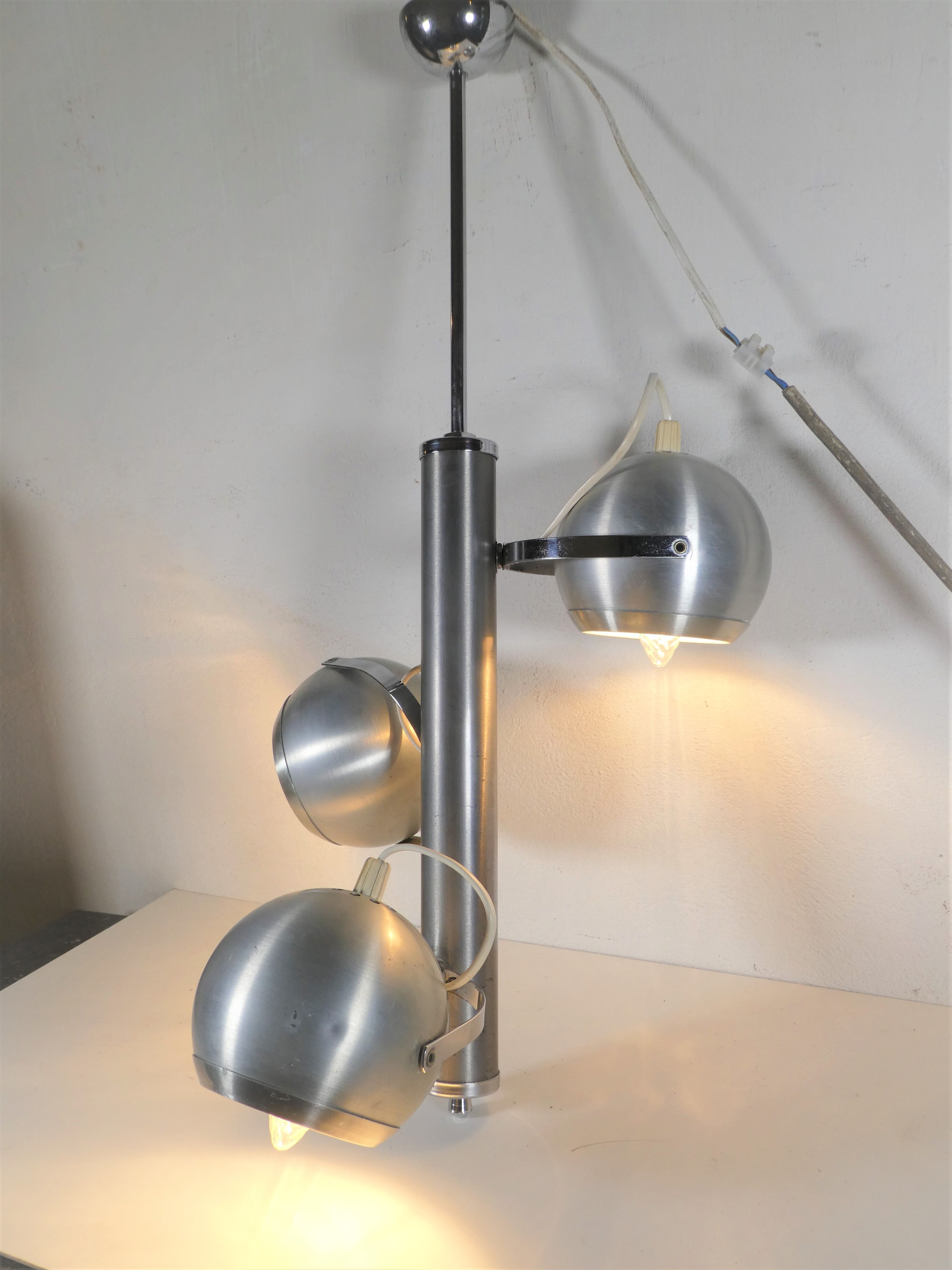 Suspension eye ball